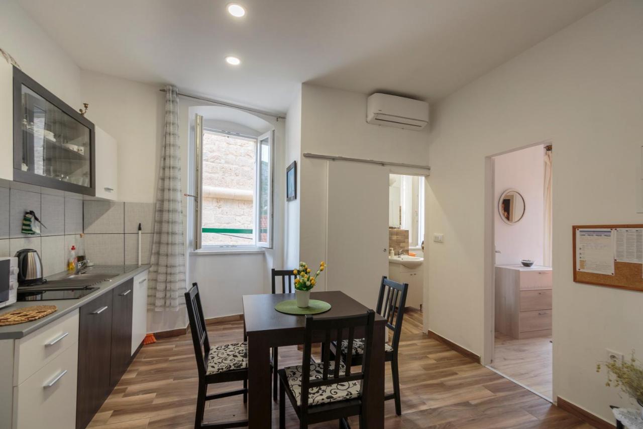 Apartment Esa Komiža Zewnętrze zdjęcie