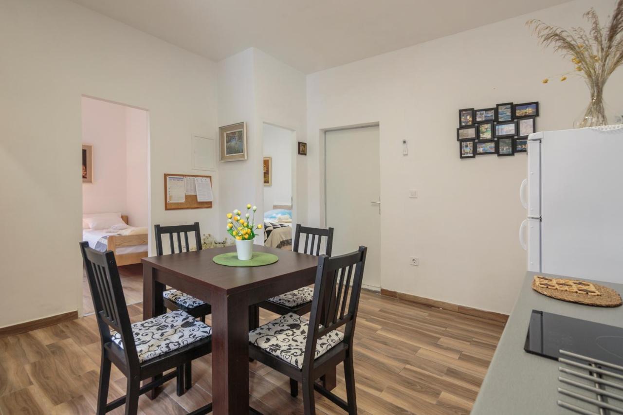 Apartment Esa Komiža Zewnętrze zdjęcie