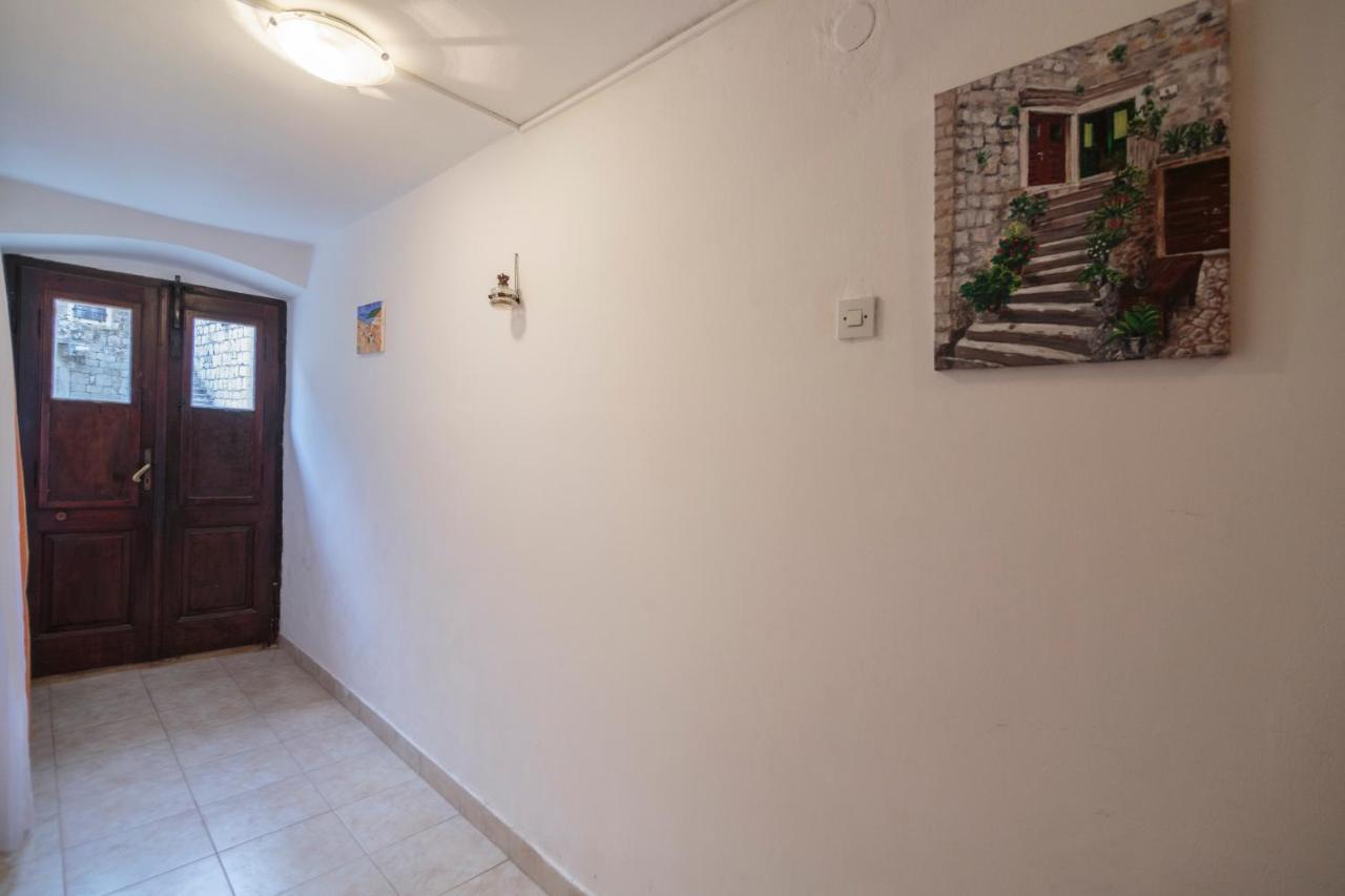 Apartment Esa Komiža Zewnętrze zdjęcie