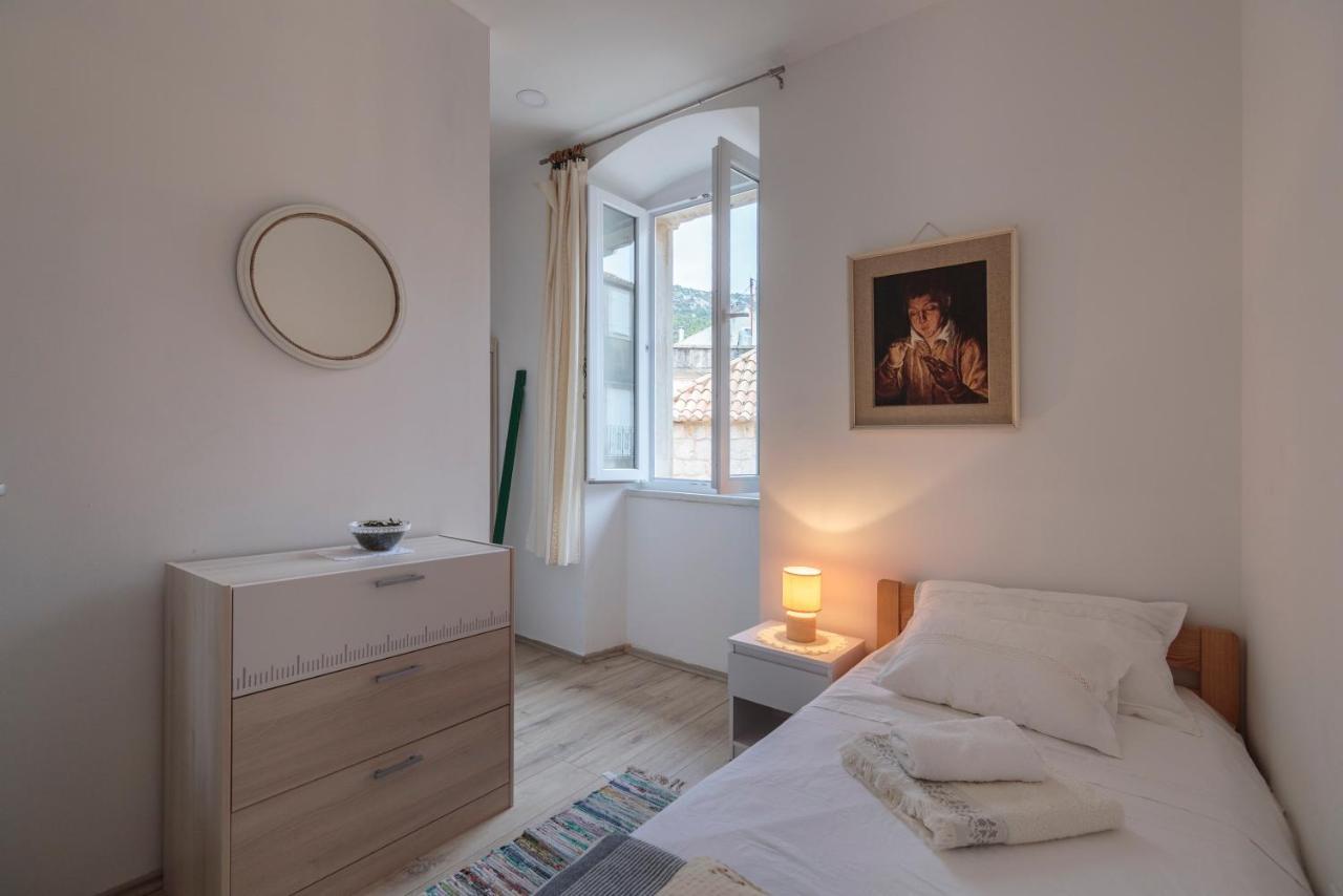 Apartment Esa Komiža Zewnętrze zdjęcie