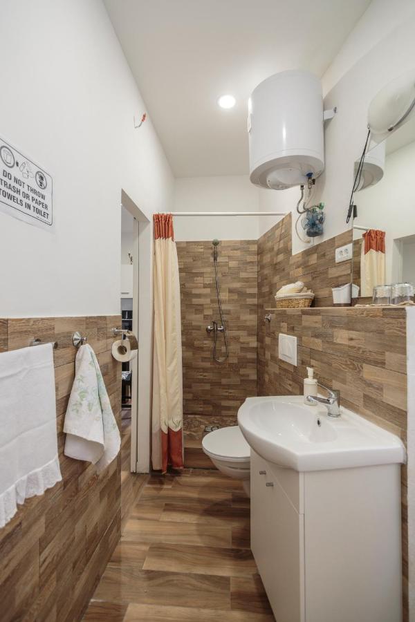 Apartment Esa Komiža Zewnętrze zdjęcie